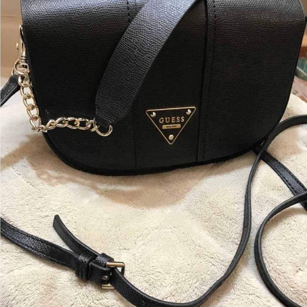 Guess Black Crossbody Bag with Chain Strap and Flap Closure